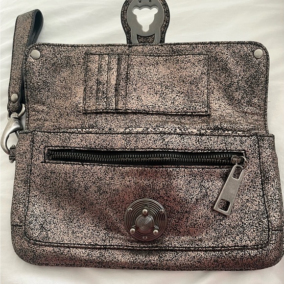 Steve Madden leather wristlet NWOT - Picture 4 of 5